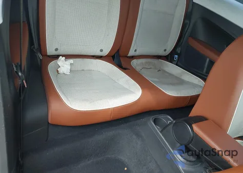 2015 Volkswagen Beetle 1.8T Classic из США, поврежденный, VIN 3VWF17AT2FM656714